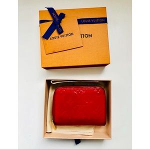 LOUIS VUITTON Vernis Zippy Coin Purse Pomme